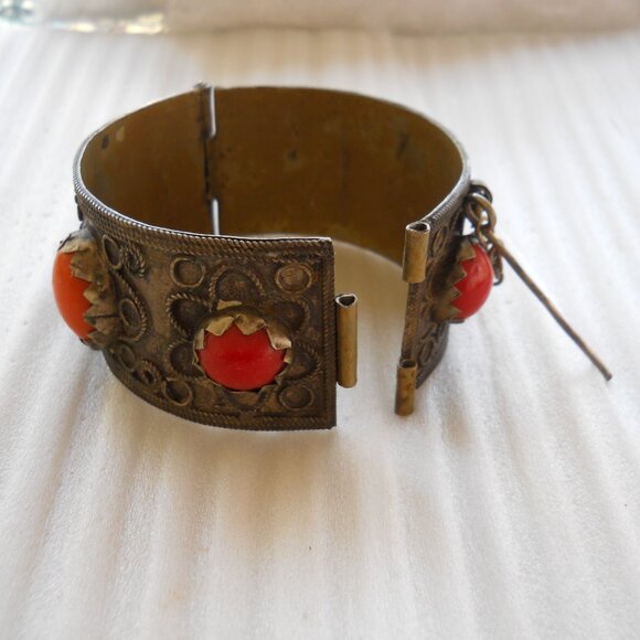 Vintage - Wide Bangle Bracelet        9-30 - Picture 2 of 3